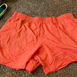 Columbia shorts size Large